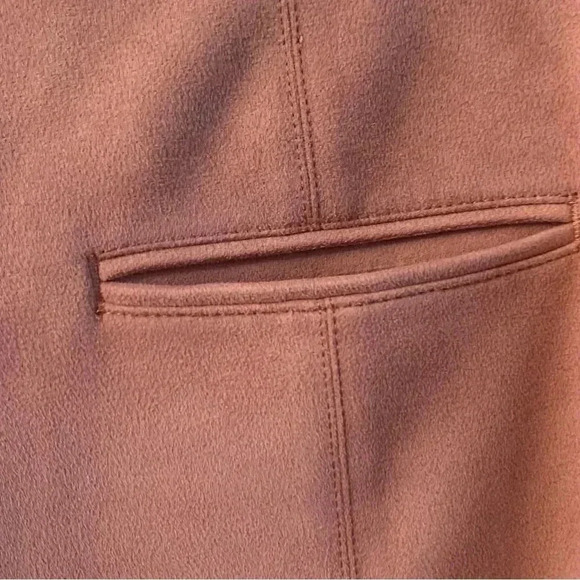 Ann Taylor The Faux Suede Wide Leg Crop Pant Pink 6 Culottes Pants Cropped - Picture 4 of 7
